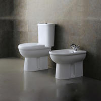 YS22215P 2dílná keramická toaleta, splachovací toaleta s uzavřeným P-trapem;